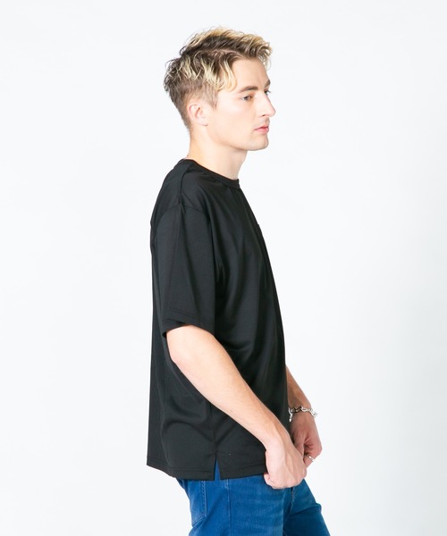 Blue Standard (ブルースタンダード)の「【BLUE STANDARD/ブルースタンダード】エアースルーテック ポケット付Tシャツ 全方向ストレッチ 軽量 速乾(Tシャツ/カットソー・メンズ・ブラック/ネイビー・MEDIUM/LARGE/X-LARGE)」の11枚目の写真