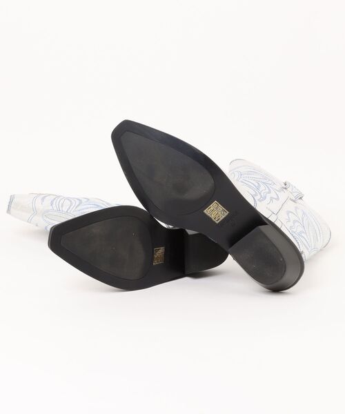 Desigual(デシグアル)の「JOLENECOWBOYブーツミドルハーフ レトロシルバー(ブーツ・レディース・ブラック・37/38/40/41/36)」の3枚目の写真