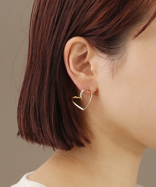 moichou（モイシュ）の「[moichou]フープオープンハートピアス（ピアス（両耳用）・レディース・ゴールド/シルバー・ONE SIZE）」の4枚目の写真
