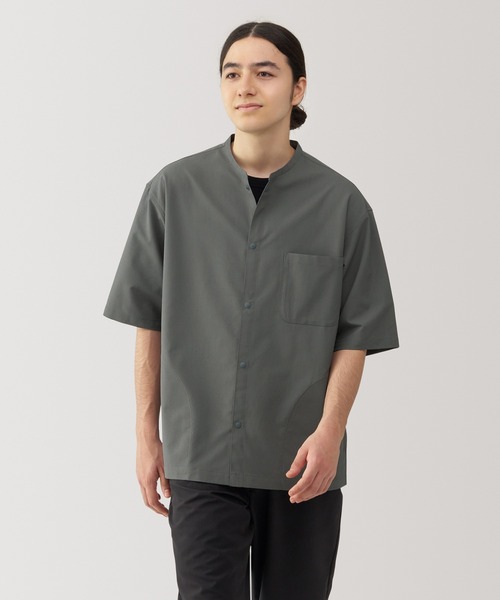 五分袖シャツ　スタンドカラー　フレア 無印良品（ムジルシリョウヒン）の「紳士 風を通す スタンド