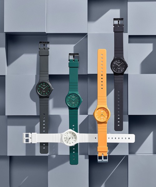 CASIO(カシオ)の「CASIO CLASSIC / MQ-24B-1BJF(アナログ腕時計・メンズ・ブラック・FREE)」の3枚目の写真