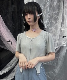 ガーターデザインラメトップス
