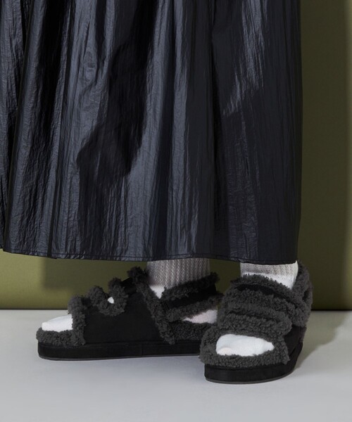 CITEN（シテン）の「＜CITEN＞ ボアサンダル（サンダル・レディース・ベージュ/ブラック・S/M/L）」の14枚目の写真