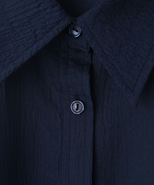 STYLE DELI(スタイルデリ)の「【BLK001】ラメ&ストライプシアーシャツ(シャツ/ブラウス・レディース・グレー/オフホワイト/ベージュ/ネイビー・FREE)」の9枚目の写真