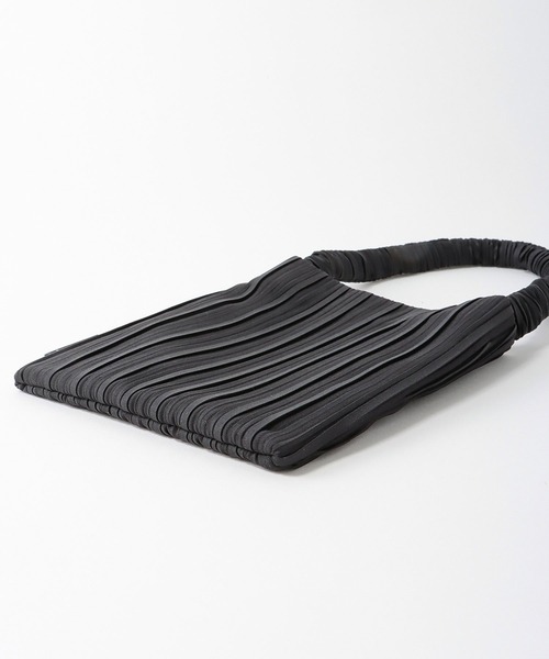 Jines（ジネス）の「Mini Shoulder Bag【BLUEORB/ブルーオーブ】（ショルダーバッグ・レディース・ブラック・フリー）」の8枚目の写真