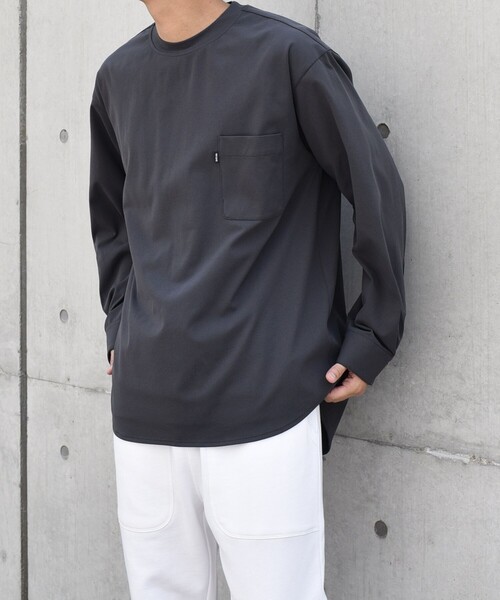 SHIPS any（シップス エニィ）の「SHIPS any: SORONA(R) ストレッチ ジャージー ポケット Tシャツ (ロンT)◇（Tシャツ/カットソー・メンズ・ベージュ/ダークグレー/ブラック/ホワイト・X-LARGE/LARGE/MEDIUM/SMALL）」の15枚目の写真