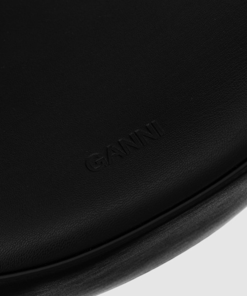 GANNI（ガニー）の「Ganni Shoulder Bag（ハンドバッグ・レディース・ブラック・ONE SIZE）」の6枚目の写真