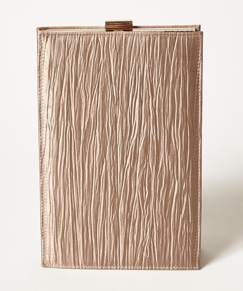 AIMER 縦型クラッチバッグ ベージュ AIMER（エメ）の「縦型スクエアパーティーバッグ（クラッチバッグ