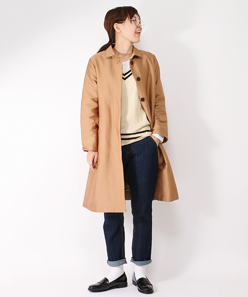 LBC（エルビーシー）の「ダブルクロスステンカラーコート    （ブルゾン・レディース・ネイビー/ライトブラウン・LARGE/MEDIUM）」の2枚目の写真