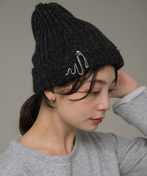 URBAN RESEARCH Sonny Label（アーバンリサーチサニーレーベル）の「ウェーブブローチ（ブローチ/コサージュ・レディース・シルバー/ゴールド・ONE）」の2枚目の写真