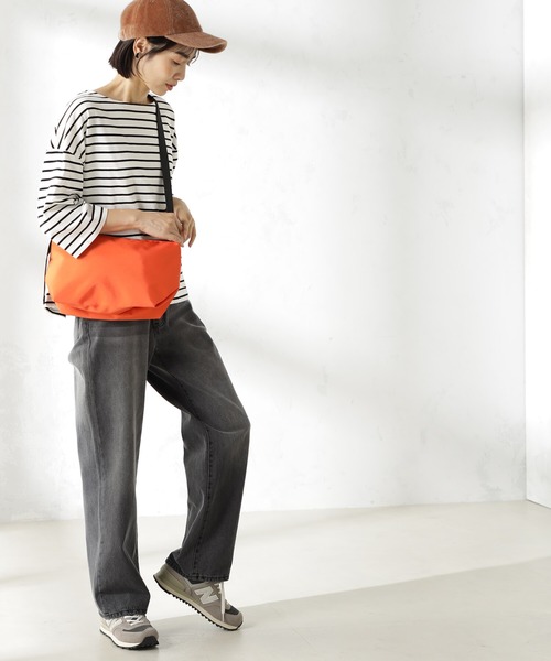 FOUND GOOD（ファウンドグッド）の「シンプルショルダー（ショルダーバッグ・レディース・オレンジ系5/ブルー系5/ブラウン系5/ホワイト系5/パープル系5/ブラック・FREE）」の18枚目の写真