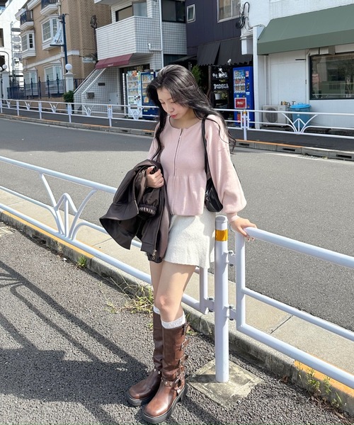 muguet(ミュゲ)の「ペプラムジップニット(ニット/セーター・レディース・ピンク/アイボリー・FREE)」の3枚目の写真