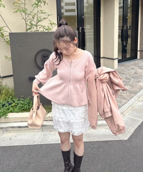 muguet(ミュゲ)の「ペプラムジップニット(ニット/セーター・レディース・ピンク/アイボリー・FREE)」の6枚目の写真