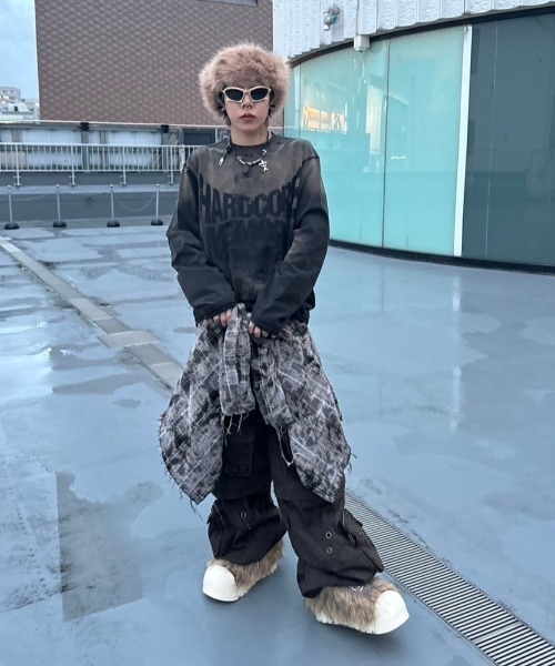 XU（エックスユー）の「ストリートファッション XU エックスユー durty check shirts ダーティーチェックシャツ オンブレチェックシャツ 長袖シャツ 韓国ファッション 韓国ストリート グランジ（シャツ/ブラウス・メンズ・グレー・ONE SIZE）」の4枚目の写真