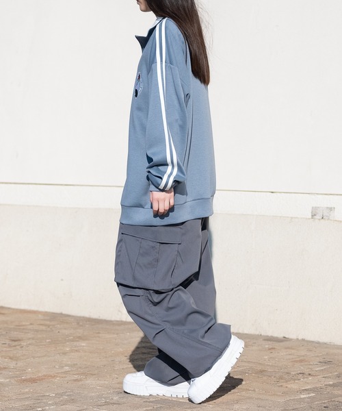 Red Cap Girl（レッドキャプガール）の「【a-r】〔Red Cap Girl/レッドキャップガール〕シルキータッチ サークルロゴ刺繍 サイドライン ハーフジップ（スウェット・メンズ・ライトグレー/ホワイト/ブルー/ブラック・LARGE/MEDIUM）」の22枚目の写真