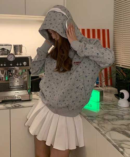 新品希少44スーパービューティーカタログ掲載花柄キルティングフリルパーカー パリのエレガンスと大人の可愛らしさ｜Super Beauty公式通販