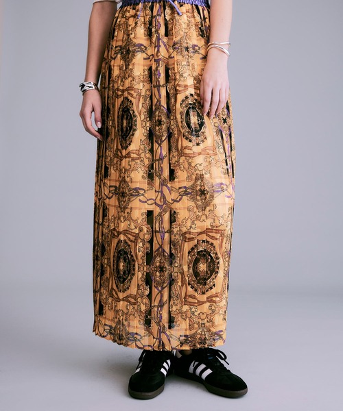 NOISE MAKER(ノイズメーカー)の「スカーフ柄プリーツロングスカート【MADE IN JAPAN】(スカート・レディース・ブラック/ブラウン/イエロー・36/38)」の19枚目の写真