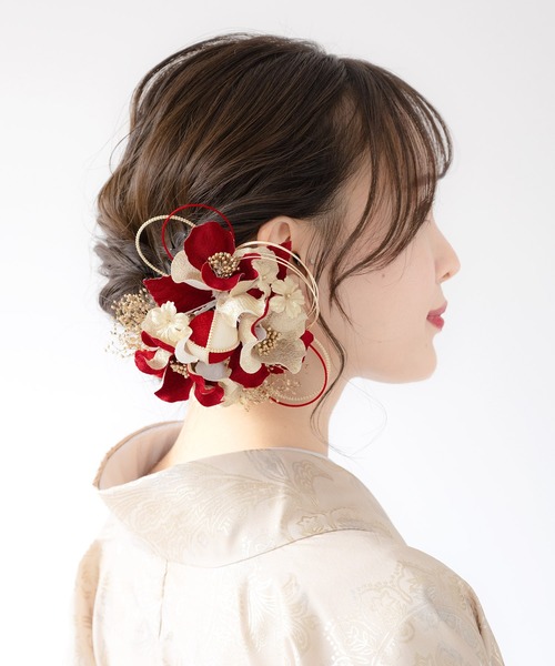 SOUBIEN（ソウビエン）の「flower髪飾り2点セット（和装小物・レディース・レッド系/ゴールド系・FREE）」の3枚目の写真