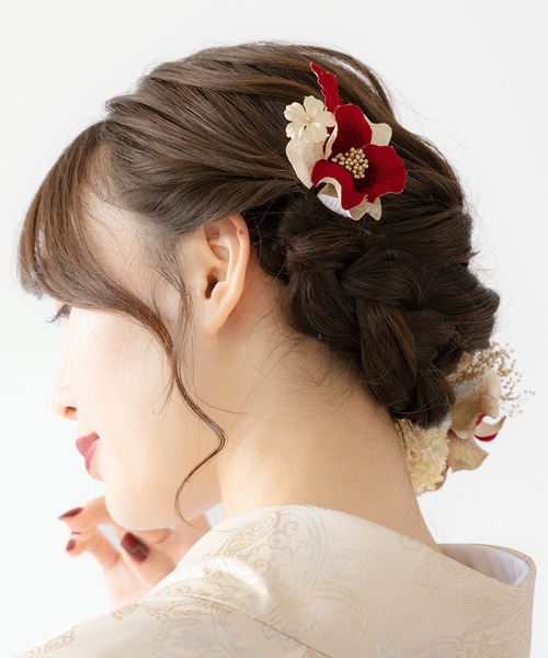 SOUBIEN（ソウビエン）の「flower髪飾り2点セット（和装小物・レディース・レッド系/ゴールド系・FREE）」の4枚目の写真