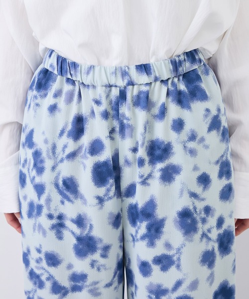 ROPE' PICNIC（ロペピクニック）の「フローラルプリントイージーパンツ（その他パンツ・レディース・ベージュ系その他/サックスブルー・36/38）」の11枚目の写真