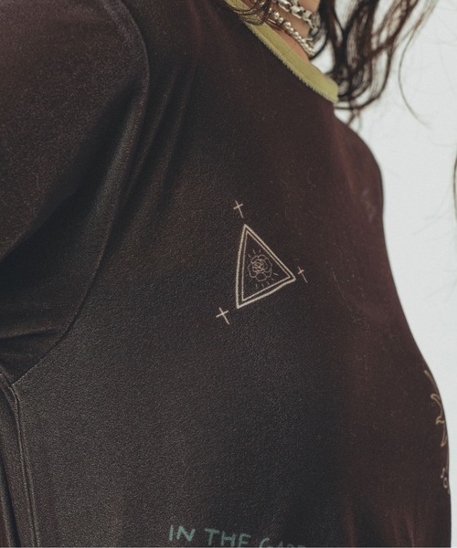 ROSE BUD（ローズバッド）の「SHEER VELOUR L/S TEE（Tシャツ/カットソー・レディース・ホワイト/グレー/ブラウン・ONE SIZE）」の20枚目の写真