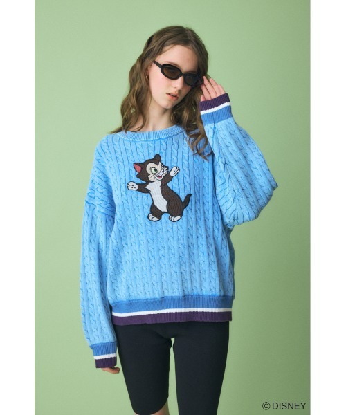 Disney SERIES CREATED by MUS（ディズニーシリーズクリエイテッドバイエムユーエス）の「MD CABLE ニット / FIGARO（ニット/セーター・レディース・オフホワイト/ブルー/レッド・FREE）」の4枚目の写真