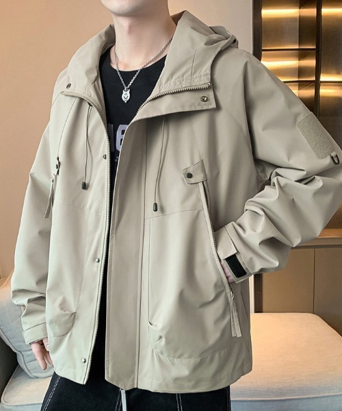 link lot(リンクロット)の「ビッグシルエット ナイロンマウンテンパーカー(ナイロンジャケット・メンズ・ブラック/ベージュ・M/L)」の8枚目の写真