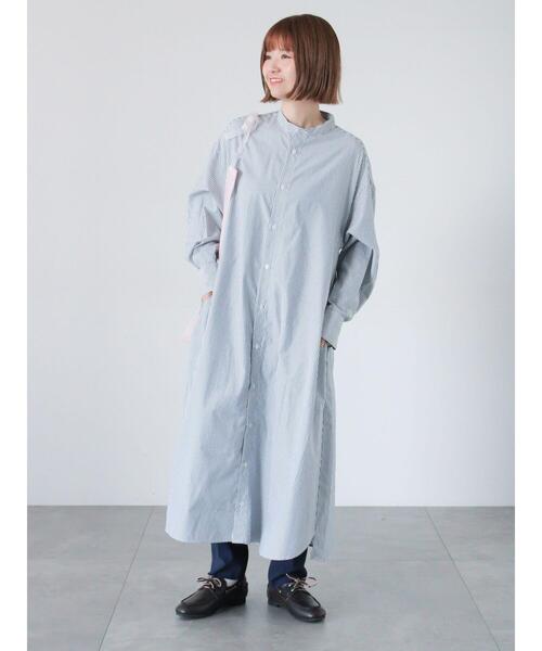 Lugnoncure（ルノンキュール）の「【イージーケア】バンドカラーシャツワンピース（ワンピース・レディース・ネイビー/ブラック/オフホワイト・F）」の4枚目の写真