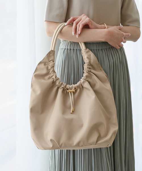 ROPE' PICNIC(ロペピクニック)の「【撥水加工】ドロストリングギャザートートバッグ(トートバッグ・レディース・ブルー/ブラック/ベージュ・FREE)」の9枚目の写真