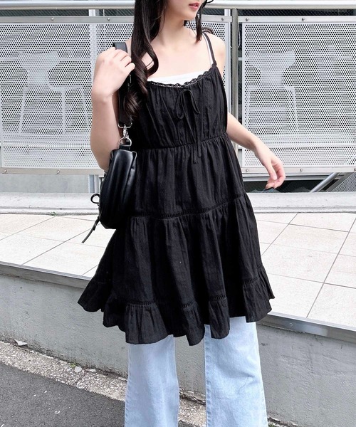 INGNI（イング）の「【WEB限定】レースティアードミニキャミワンピース（ワンピース・レディース・オフホワイト/ブラック/サックスブルー・M）」の17枚目の写真