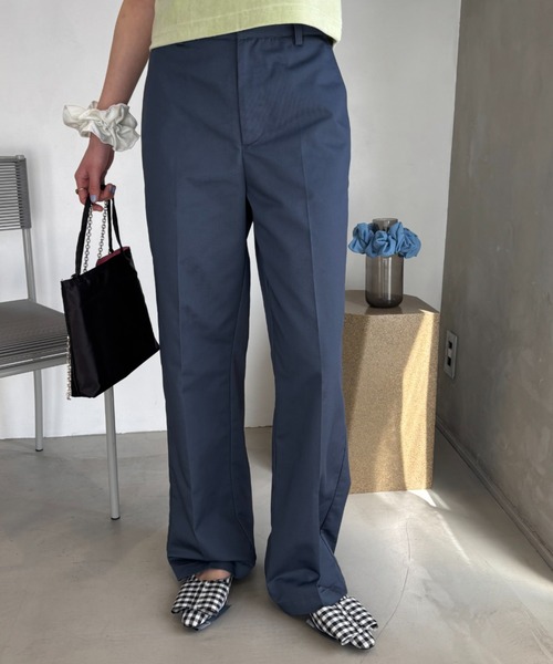 FUULLY STUDIO（フーリィーステューディオ）の「TCツイルストレートパンツ（チノパンツ・レディース・グレー/ブラック・SMALL/MEDIUM/LARGE）」の9枚目の写真