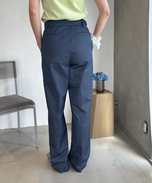 FUULLY STUDIO（フーリィーステューディオ）の「TCツイルストレートパンツ（チノパンツ・レディース・グレー/ブラック・SMALL/MEDIUM/LARGE）」の13枚目の写真