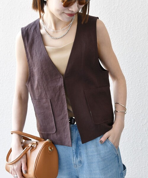 SHIPS any（シップス エニィ）の「SHIPS any:〈洗濯機可能〉ヨーロピアンフラックス リネン  Vネック コンパクト ベスト（ベスト・レディース・ブラウン/ネイビー・ONE SIZE）」の5枚目の写真