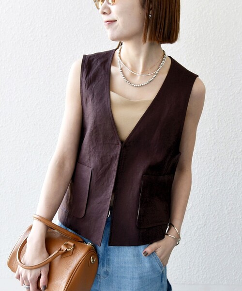 SHIPS any（シップス エニィ）の「SHIPS any:〈洗濯機可能〉ヨーロピアンフラックス リネン  Vネック コンパクト ベスト（ベスト・レディース・ブラウン/ネイビー・ONE SIZE）」の6枚目の写真