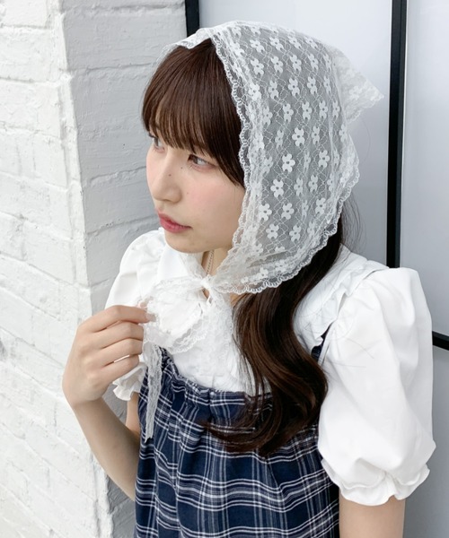 セール】フラワーレース刺繍バブーシュカ 三角巾 バンダナ