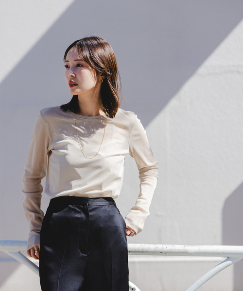 Noble（ノーブル）の「スキンチュールロングTシャツ（Tシャツ/カットソー・レディース・ブラック/ホワイト系その他/ベージュ・FREE）」の9枚目の写真