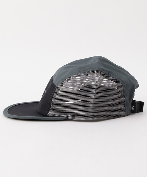 FREAK'S STORE(フリークスストア)の「限定展開 OAKLEY/オークリー Latitude Arc Cap / FOS901522(キャップ・メンズ・ブラック/グリーン・フリ-)」の10枚目の写真