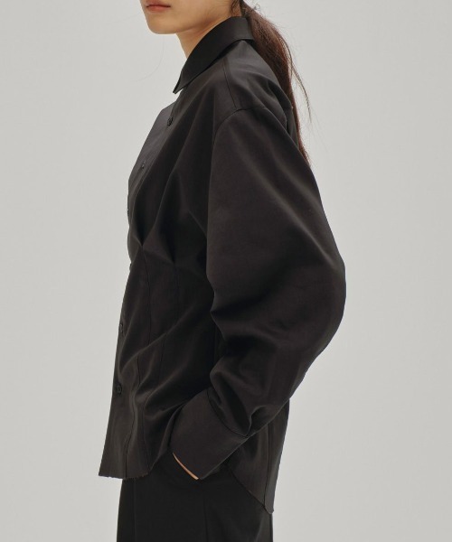 TODAYFUL（トゥデイフル）の「TODAYFUL Waist Shape Shirts 12510401（シャツ/ブラウス・レディース・オフホワイト/チャコールグレー・FREE）」の7枚目の写真