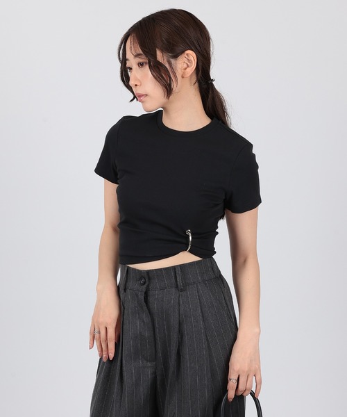 SUWDEE(スーディー)の「crew neck cropped design t-shirt(Tシャツ/カットソー・レディース・グレー/ブラック・FREE)」の5枚目の写真