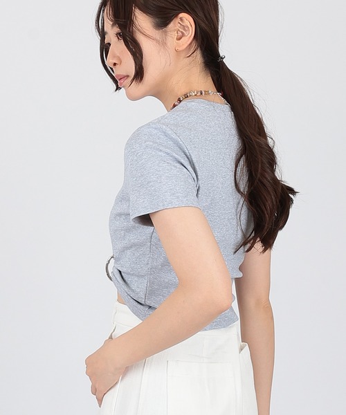 SUWDEE(スーディー)の「crew neck cropped design t-shirt(Tシャツ/カットソー・レディース・グレー/ブラック・FREE)」の11枚目の写真