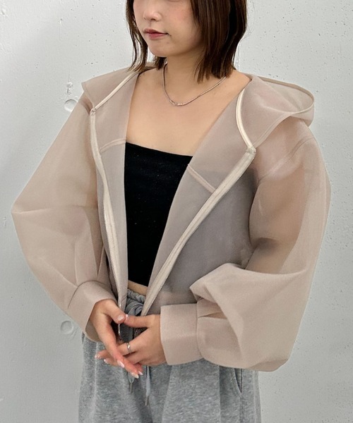 archives（アルシーヴ）の「シアーダンボールＺＩＰフーディ（その他アウター・レディース・オフホワイト/ブラック/ベージュ・MEDIUM）」の15枚目の写真