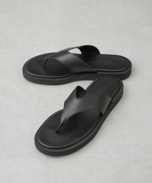 PADRONE(パドローネ)の「PADRONE THE STANDARD LINE/別注 THONG SANDAL / トングレザーサンダル(サンダル・メンズ・ブラック・40/41/42)」の1枚目の写真
