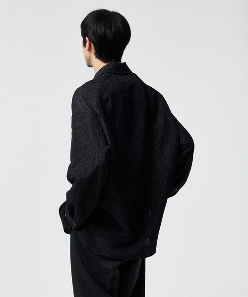 STUDIOUS(ステュディオス)の「FLOWER JACQUARD SHIRTS(シャツ/ブラウス・メンズ・ライトブルーグレー/ブラック・2/1)」の4枚目の写真