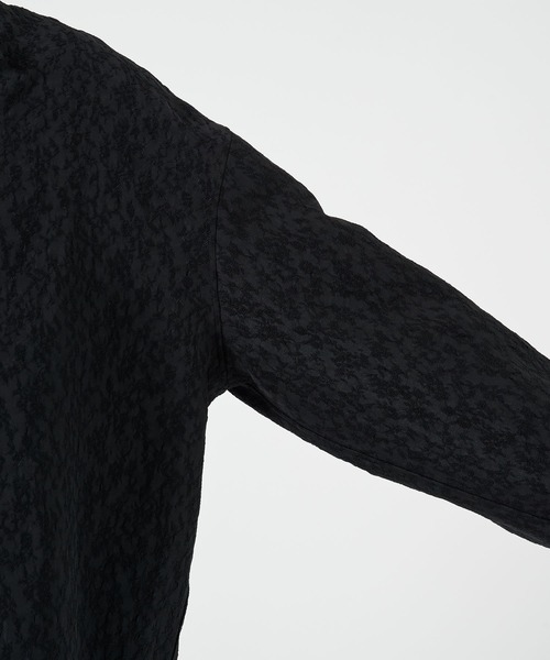 STUDIOUS(ステュディオス)の「FLOWER JACQUARD SHIRTS(シャツ/ブラウス・メンズ・ライトブルーグレー/ブラック・2/1)」の21枚目の写真