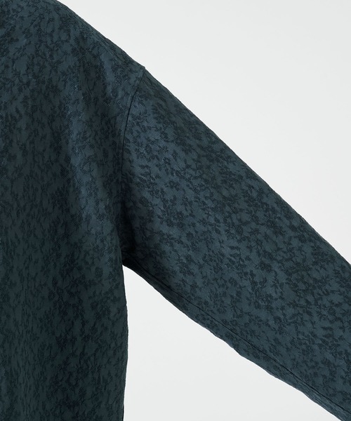 STUDIOUS(ステュディオス)の「FLOWER JACQUARD SHIRTS(シャツ/ブラウス・メンズ・ライトブルーグレー/ブラック・2/1)」の8枚目の写真