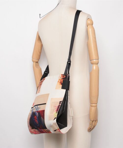macromauro（マクロマウロ）の「【macromauro】 PICTURE WRAP BAG SHOULDER　M（FUJII）（ショルダーバッグ・メンズ・A・FREE）」の5枚目の写真