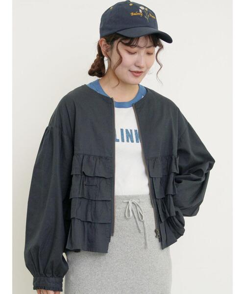 Samansa Mos2(サマンサ モスモス)の「フリルジップブルゾン(ブルゾン・レディース・カーキ/オフホワイト/グレー/チャコールグレー・F)」の3枚目の写真