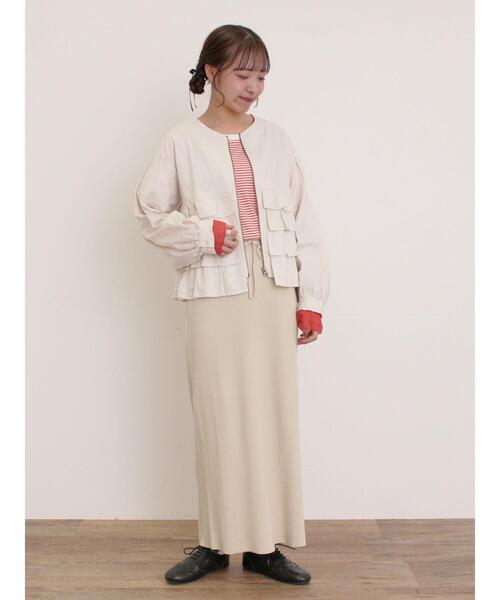 Samansa Mos2(サマンサ モスモス)の「フリルジップブルゾン(ブルゾン・レディース・カーキ/オフホワイト/グレー/チャコールグレー・F)」の16枚目の写真