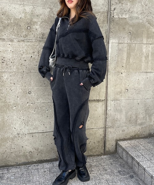 ROGER AND RAW（ロジャーアンドロウ）の「ショート丈ダメージハーフジップスウェットトップス（スウェット・レディース・グリーン/オフホワイト/グレー/ブラック・FREE）」の22枚目の写真
