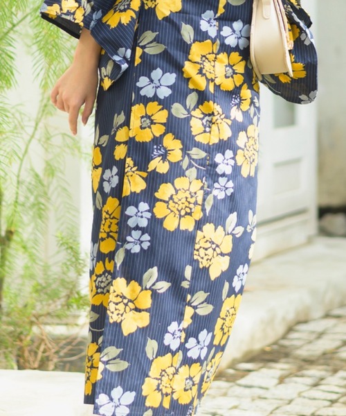 Rebloom（リブルーム Rebloom Reb loom）の「【一人で着られるセパレート浴衣】上衣・下衣・兵児帯 3点セット《夕涼浴衣》（浴衣・レディース・ネイビー系1/ピンク系/ブルー系/ネイビー系2・FREE）」の7枚目の写真